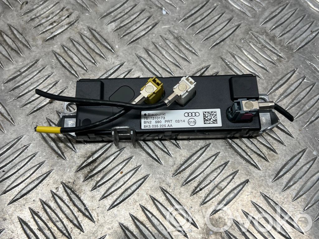 Audi A4 S4 B8 8K Pystyantennivahvistin 