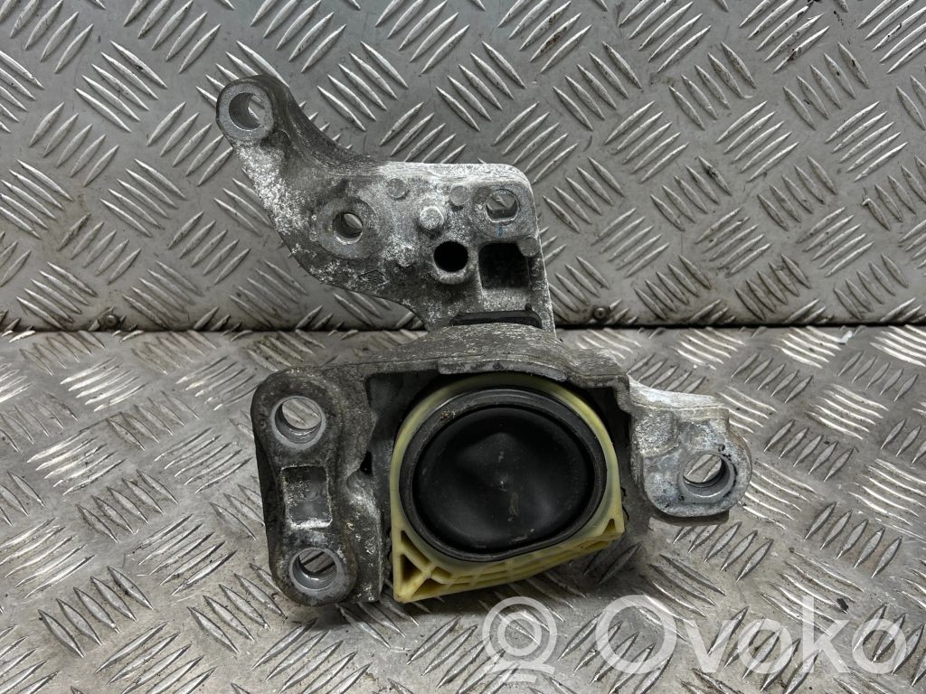 Renault Scenic III -  Grand scenic III Engine mount bracket 