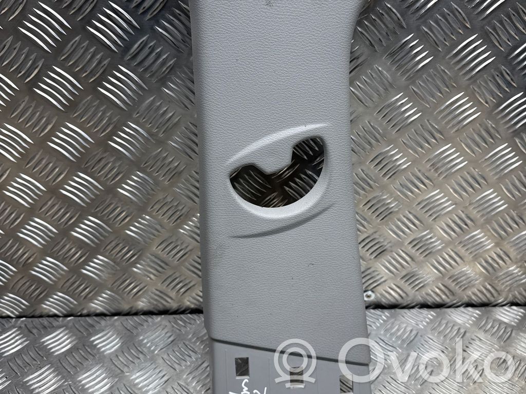 BMW X1 E84 Pilar (B) (superior) 