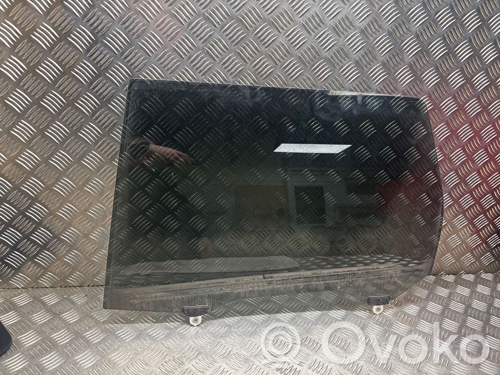 Mitsubishi Outlander Luna de la puerta trasera 