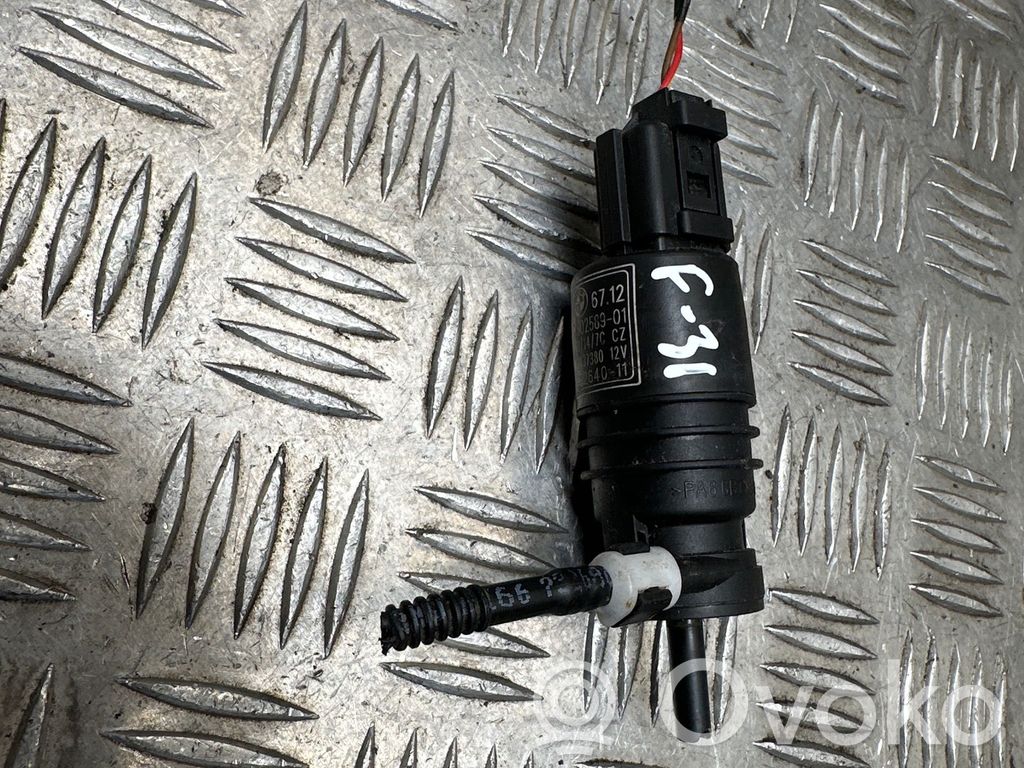 BMW 3 F30 F35 F31 Windscreen/windshield washer pump 