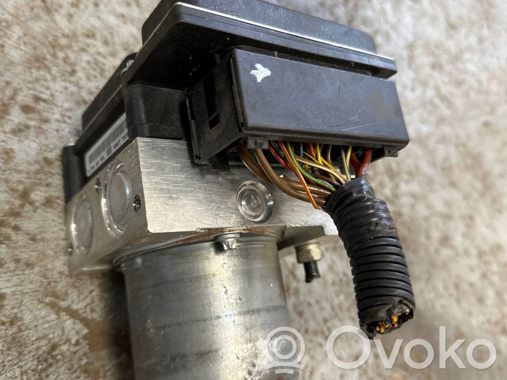 BMW X1 E84 ABS Pump 