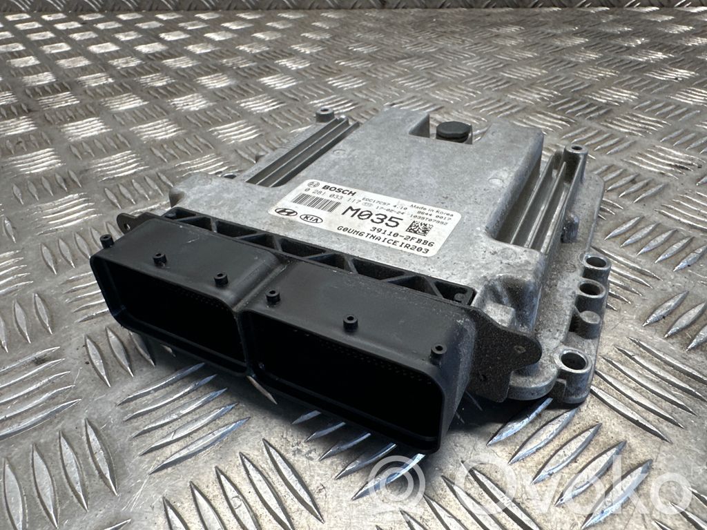 KIA Sorento Engine control unit/module 