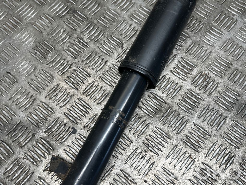KIA Sorento Stoßdämpfer hinten 