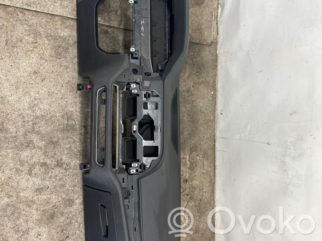 BMW 3 G20 G21 Panelė 