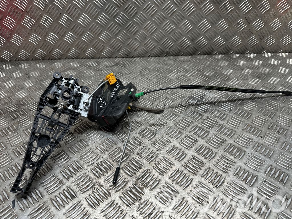 Opel Insignia A Rear door lock 