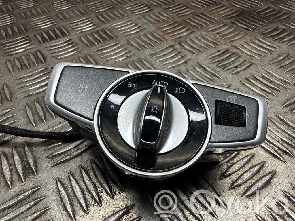 Mercedes-Benz E W213 Interruptor de luz 
