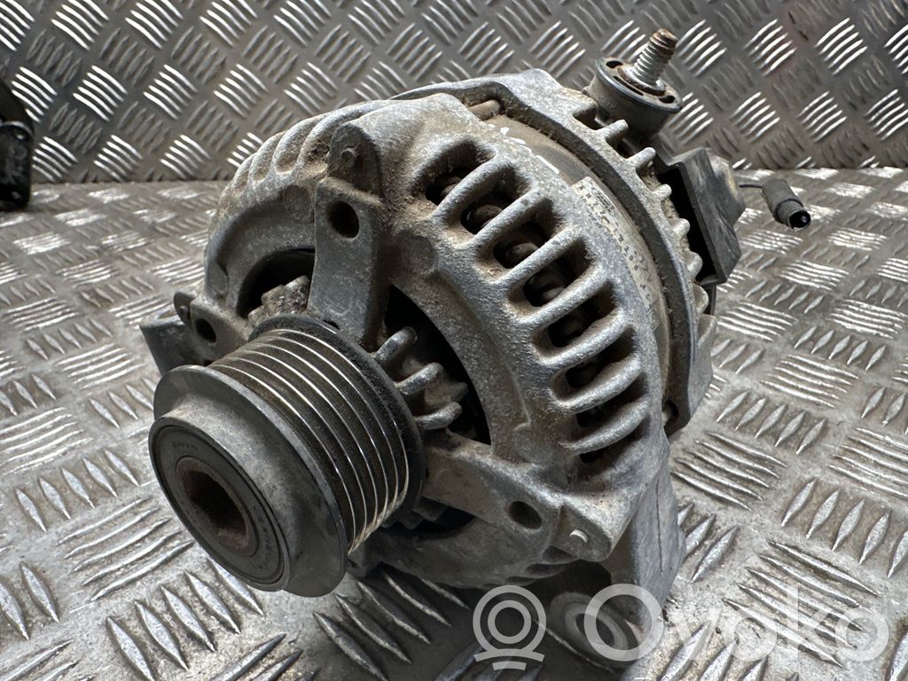 Land Rover Discovery 4 - LR4 Alternator 