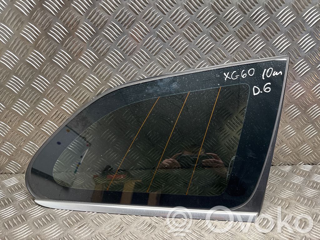 Volvo XC60 Rear side window 