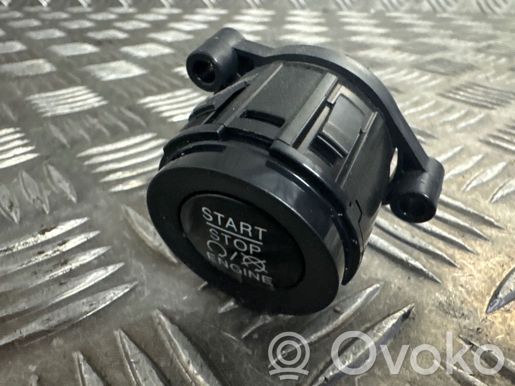 Fiat 500X Engine start stop button switch 