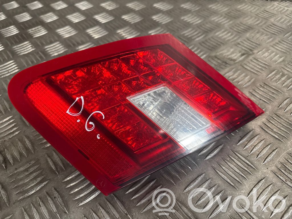 Mercedes-Benz E W212 Lampy tylnej klapy bagażnika 