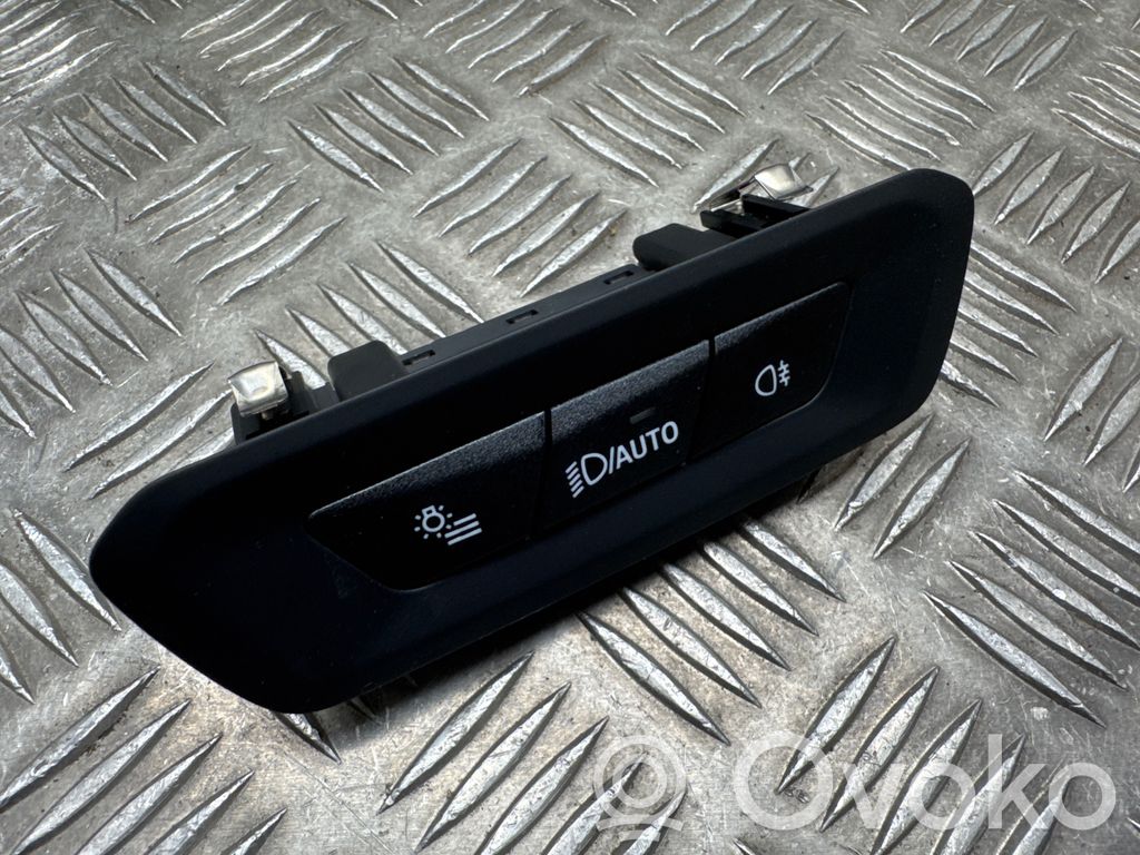 BMW X5 G05 Light switch 
