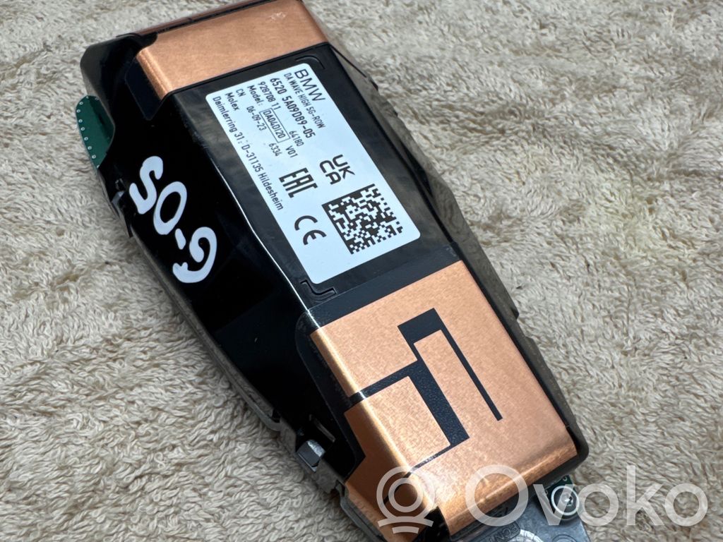 BMW X5 G05 GPS-pystyantenni 