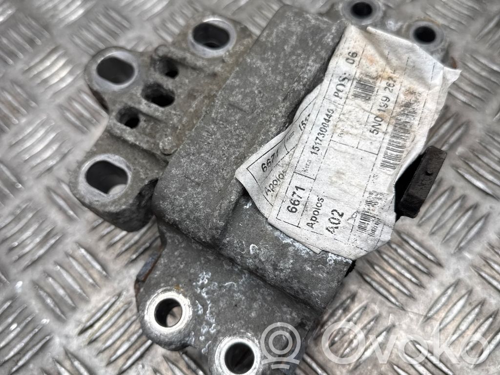 Seat Alhambra (Mk2) Engine mount bracket 