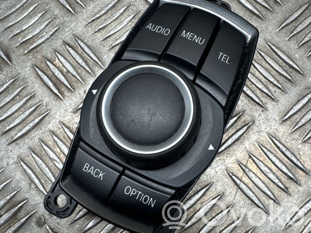 BMW X3 F25 Head unit multimedia control 
