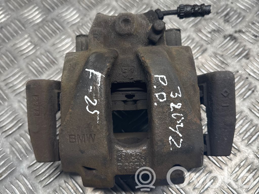 Zacisk hamulcowy przedni   6790922