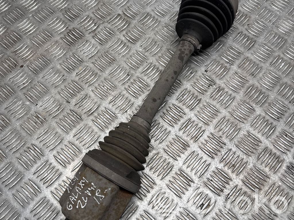 Front driveshaft   E1G13B437FD