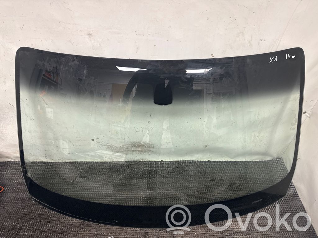 BMW X1 E84 Front windscreen/windshield window 