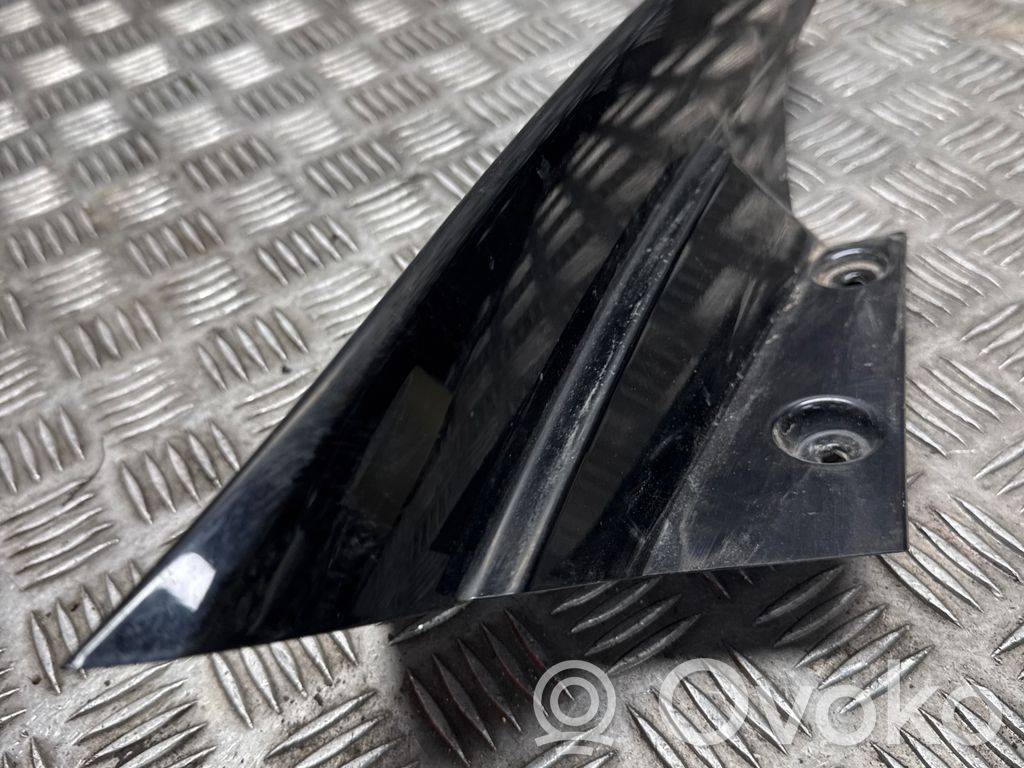 Nissan X-Trail T32 Rear/tail light trim molding 