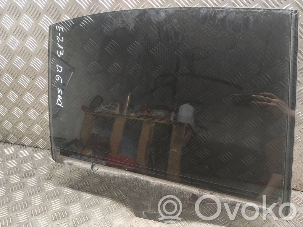 Mercedes-Benz E W213 Rear door window glass 