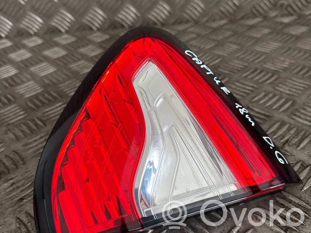 Renault Captur Takaluukun takavalot 