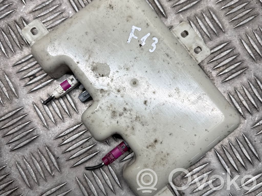 BMW 6 F12 F13 Antenos stiprintuvas 