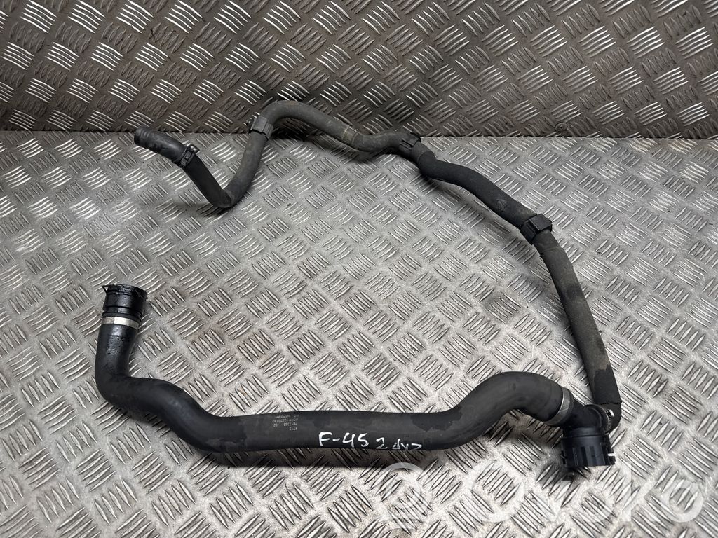 BMW 2 F45 Engine coolant pipe/hose 