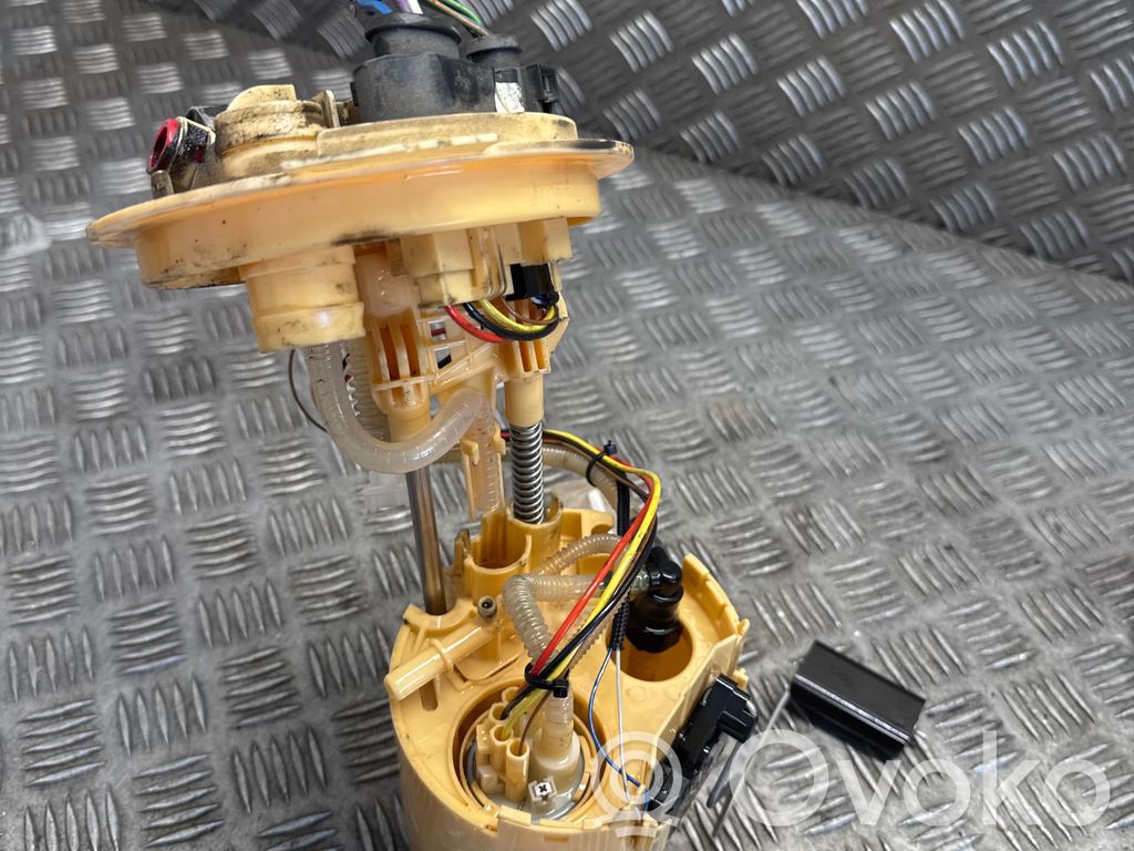 Land Rover Evoque I Bomba interna de combustible 