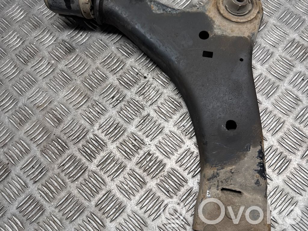 Volvo XC60 Front lower control arm/wishbone 