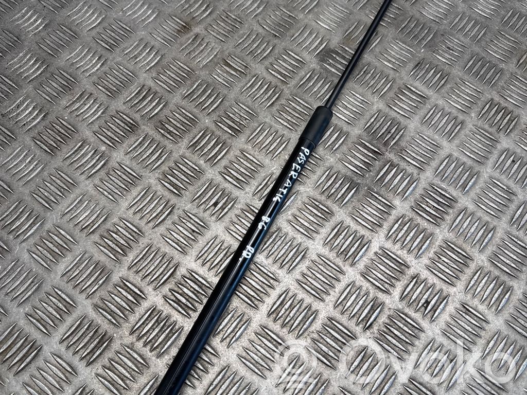Volkswagen PASSAT B6 Siłownik maski przedniej 