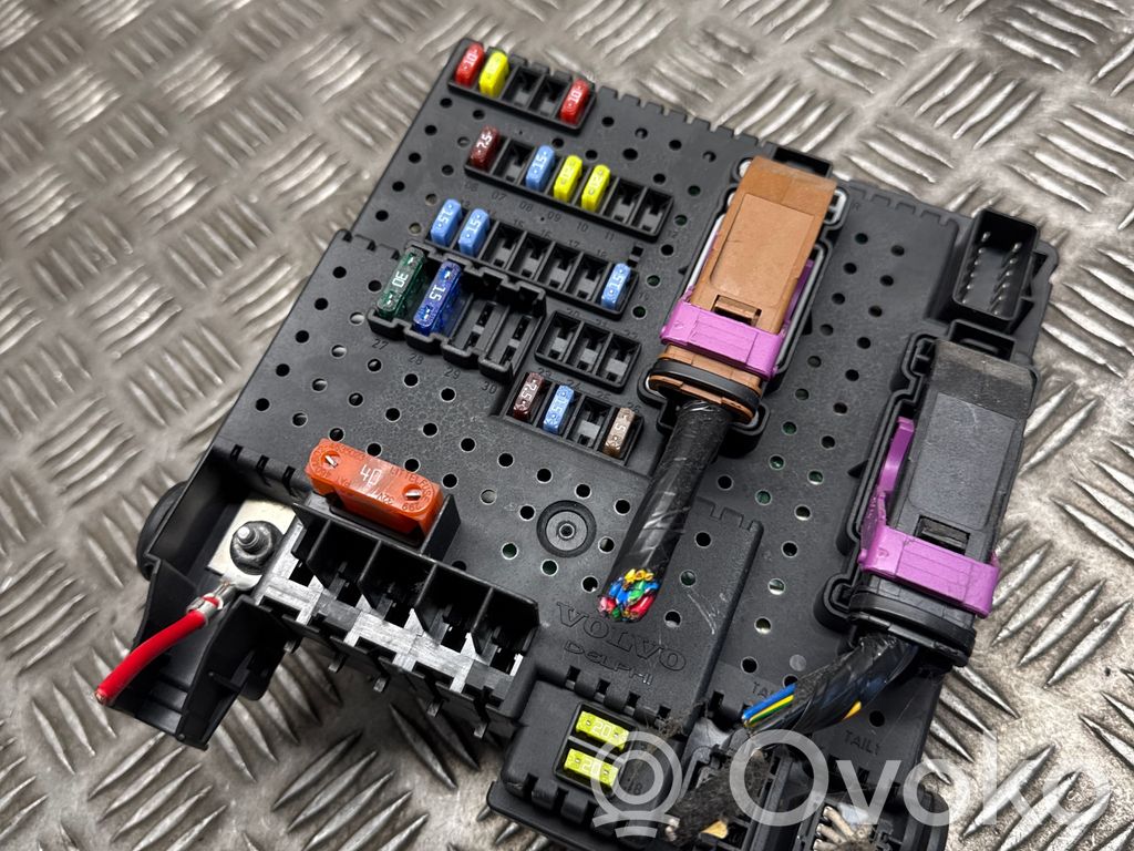 Volvo XC90 Fuse module 