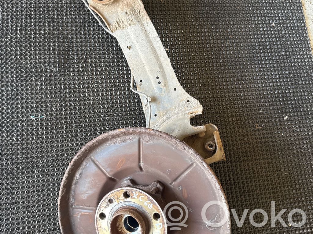 Volvo XC60 Cubo de rueda trasera
