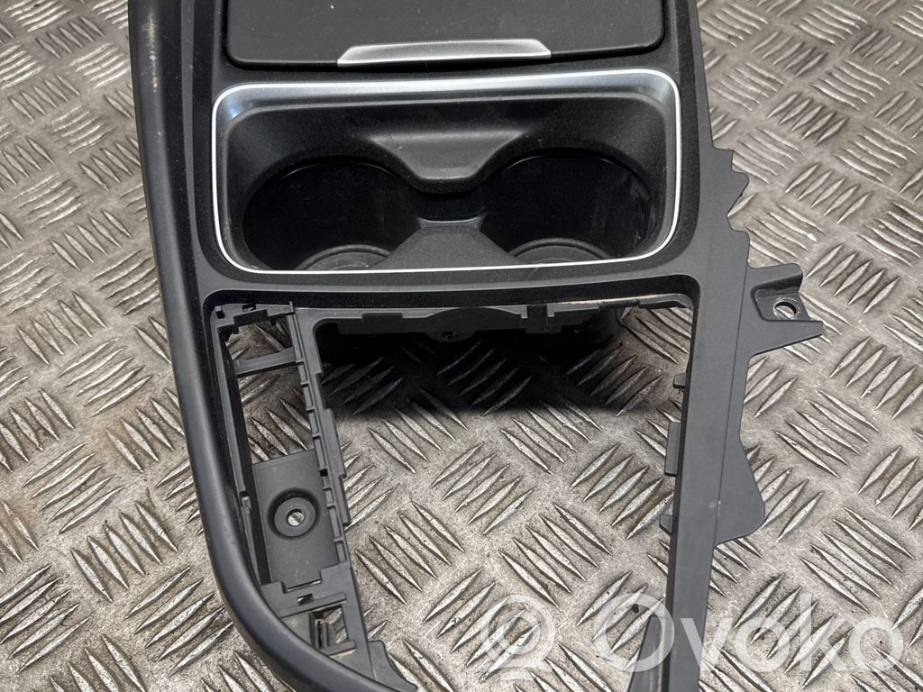 BMW 3 F30 F35 F31 Przedni uchwyt na kubek tunelu środkowego 