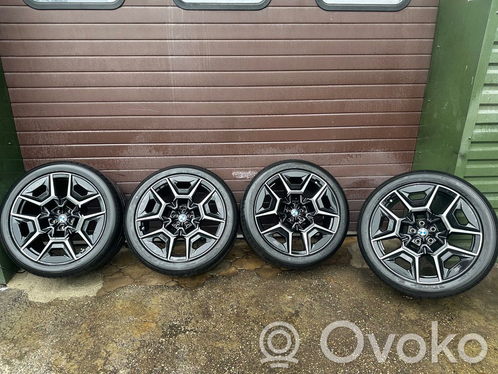 BMW XM Felgi aluminiowe R22 