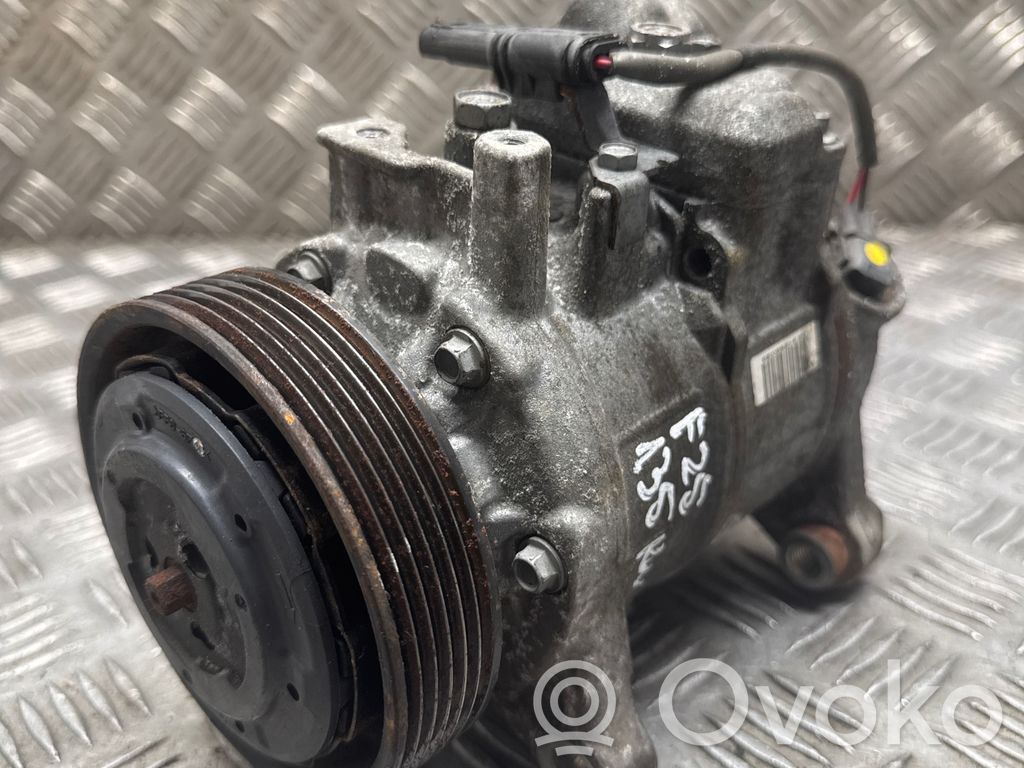 BMW X3 F25 Ilmastointilaitteen kompressorin pumppu (A/C) 