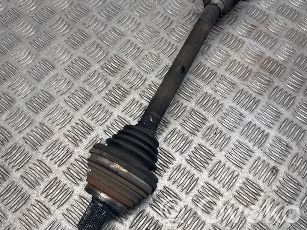Volkswagen Jetta VI Eje de transmisión delantero