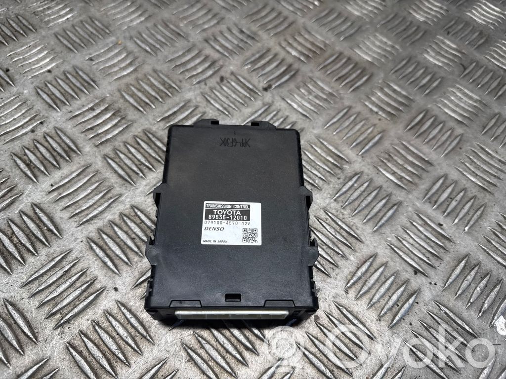 Toyota Auris E180 Unidad de control/módulo de la caja de cambios 
