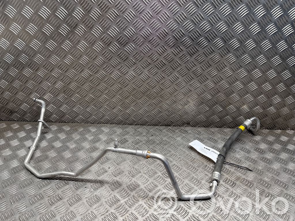 Toyota Auris E180 Ilmastointilaitteen putki (A/C)