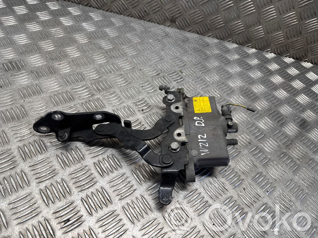 Mercedes-Benz E W212 Siłownik poduszek powietrznych dla pieszych