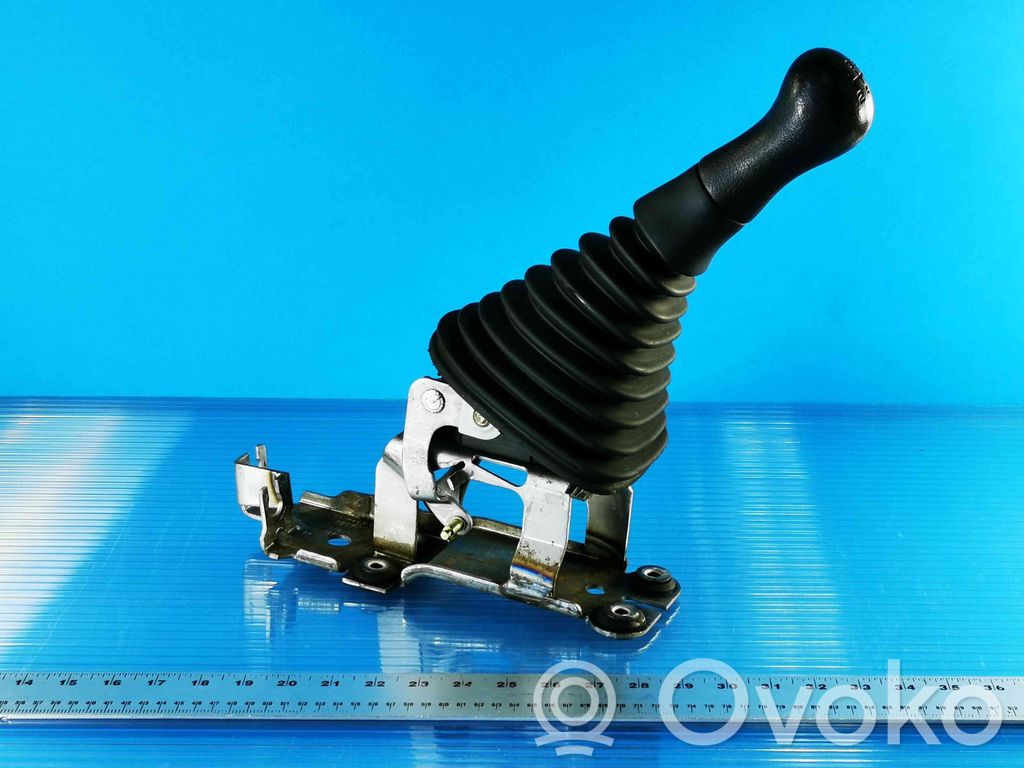 Chrysler Voyager Gear shifter/selector 