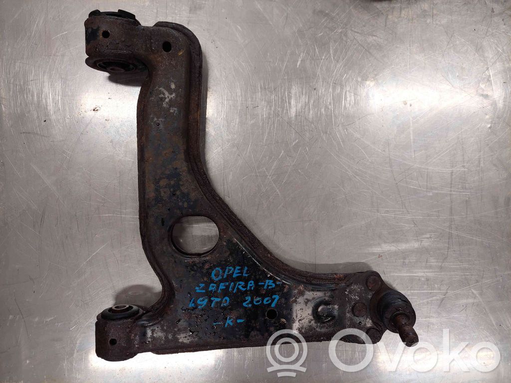 Opel Zafira B Dolny wahacz przedni 