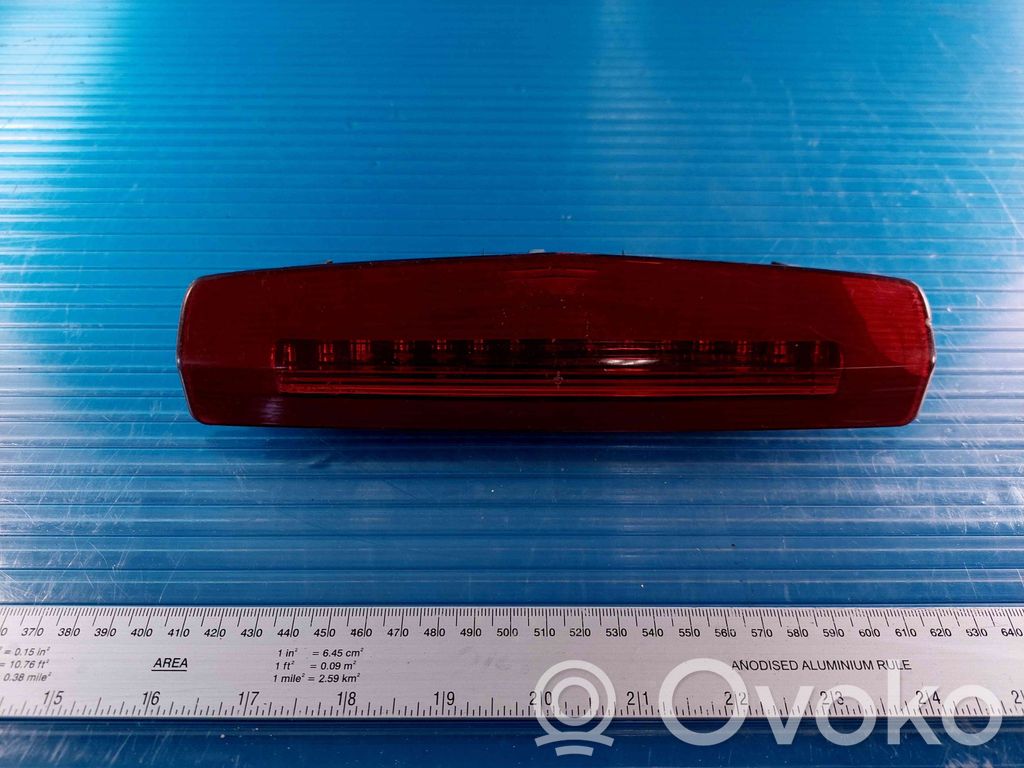 Opel Astra H Trzecie światło stop 