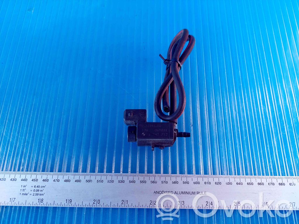 Vacuum valve   72234100,06T031