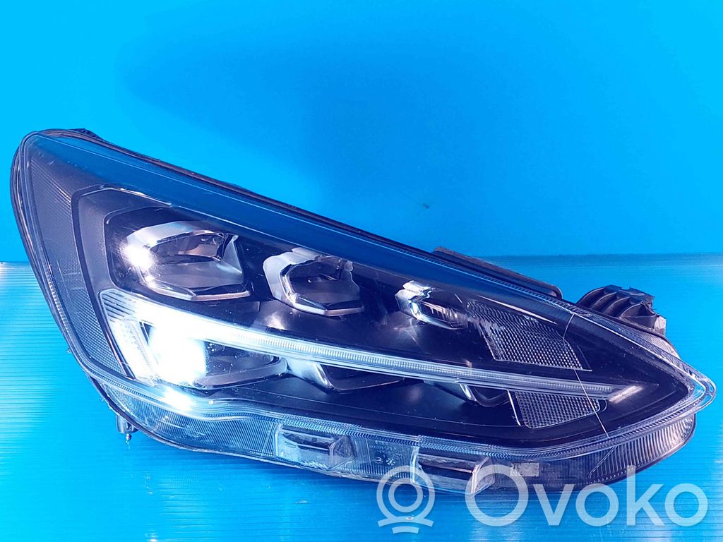 Ford Focus Headlight/headlamp 