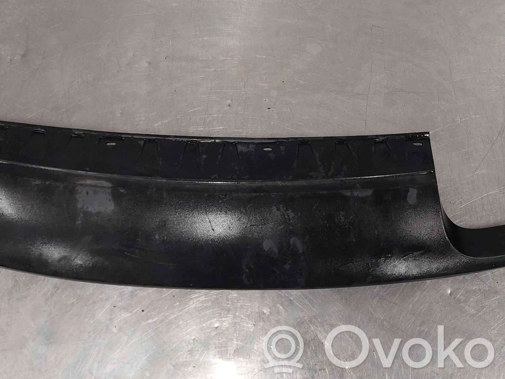 Volkswagen Beetle A5 Moldura inferior del parachoques trasero 