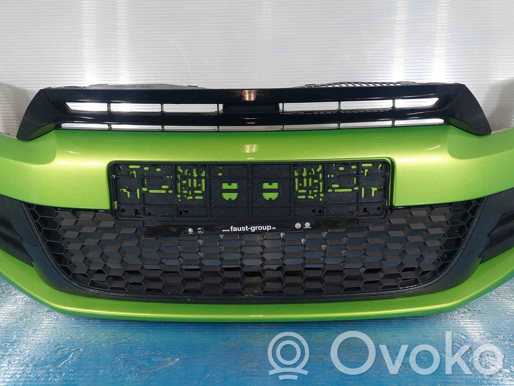 Front bumper   1K8807221G