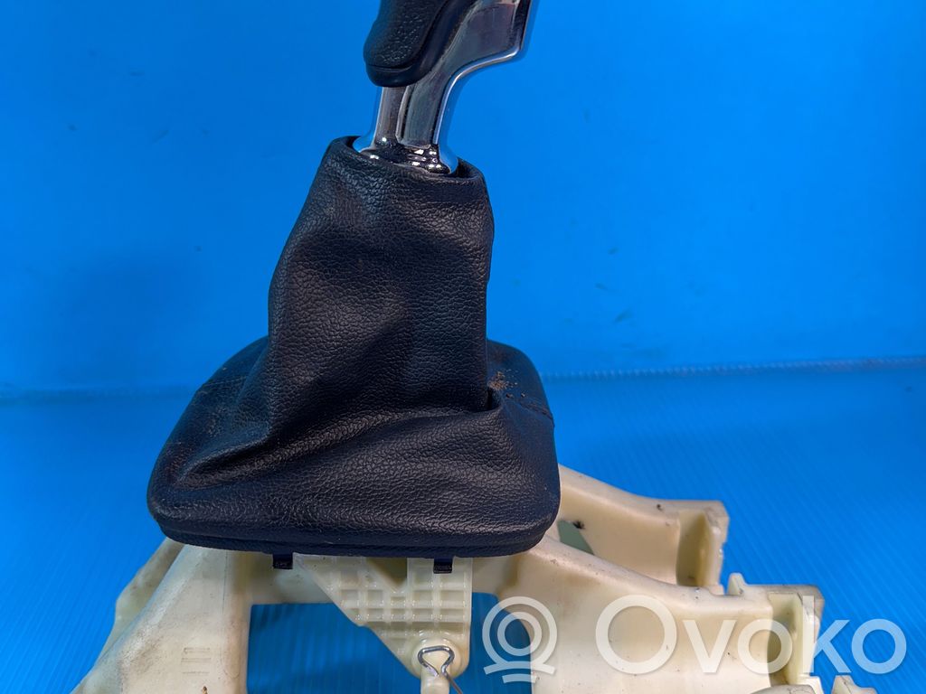 KIA Ceed Gear shifter/selector 
