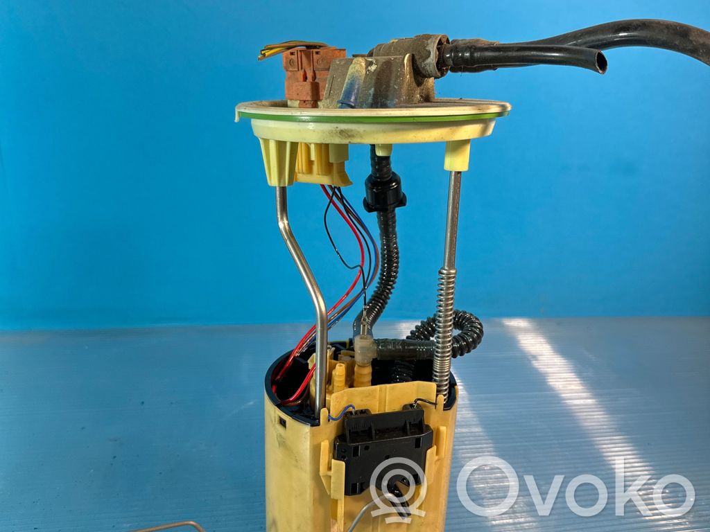 Bomba interna de combustible
