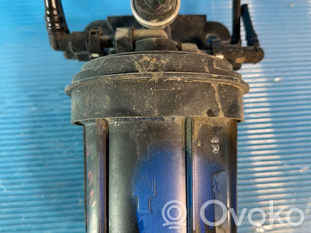 Fuel filter housing