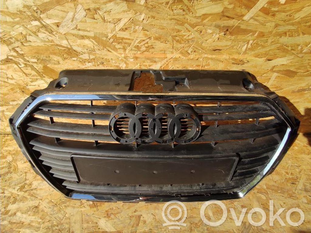 Audi A3 S3 8L Rejilla delantera 